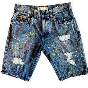 Jeanius Akademiks Men’s Painted Splattered Denim Shorts Size 32 Distressed
